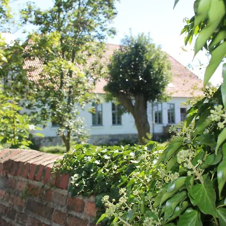 Kleine In Mit Garten