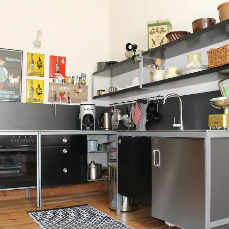 Kleine In Mit Garten